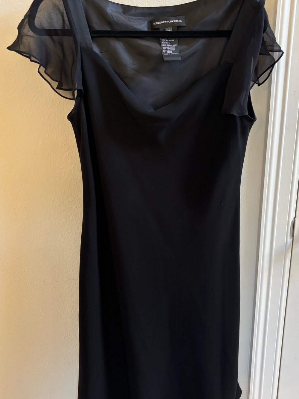 Jones New York Black Sheer Flutter-Sleeve Midi Dress
